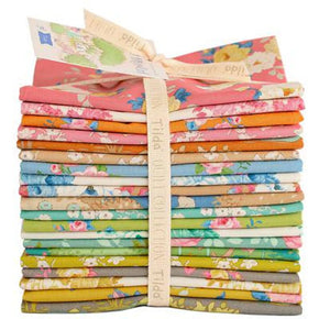 Pre Order* Sunday Brunch from Tilda - Fat Quarter Pack 20