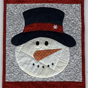 Shabby Fabrics kit - Patchwork Snowman Table Runner Kit