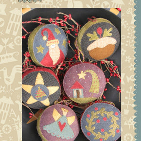 Hatched and Patched Pattern Christmas Berry Baubles - Pattern